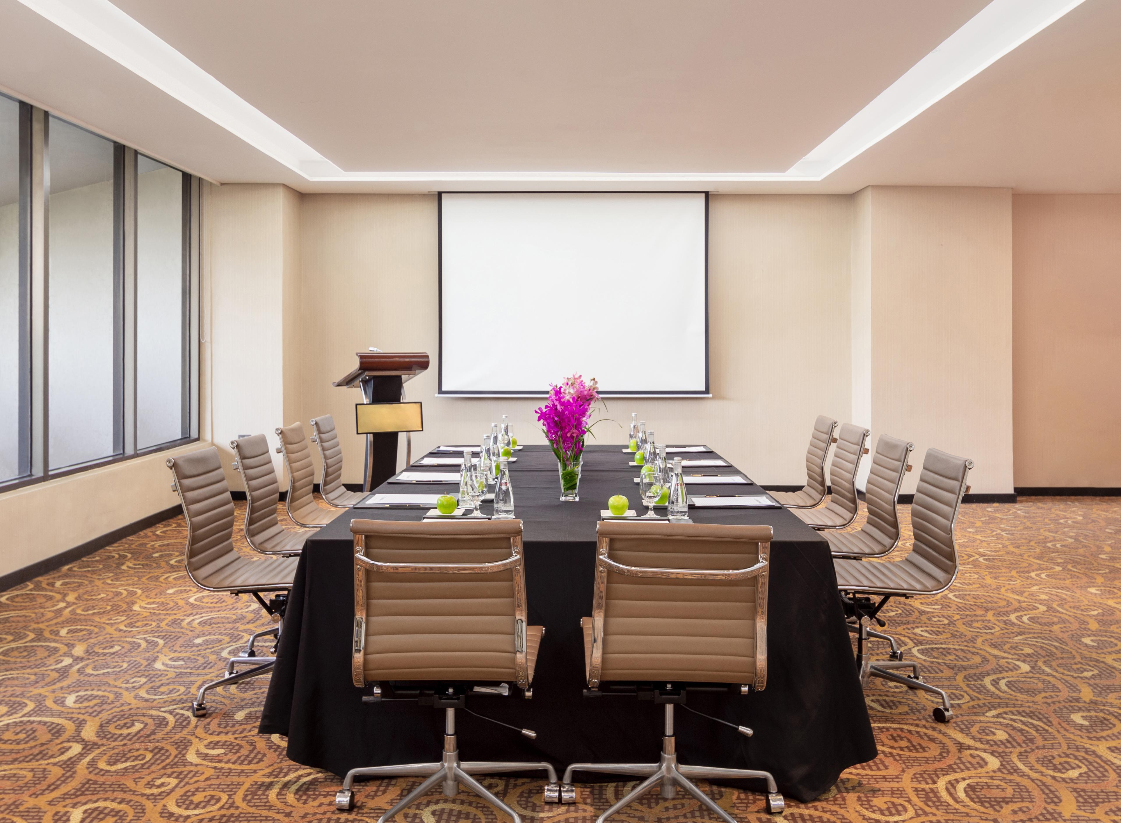 Dusit Thani Manila Makati City Exterior foto Meeting room